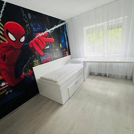 The White Pearl Apartment Oradea Dış mekan fotoğraf