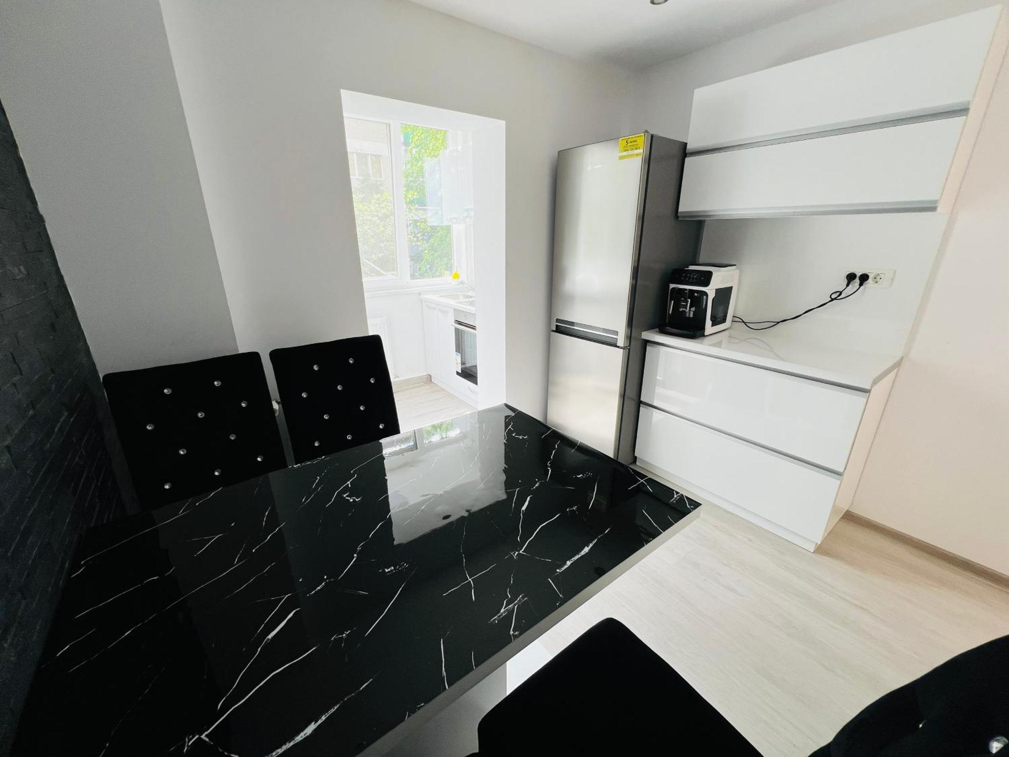 The White Pearl Apartment Oradea Dış mekan fotoğraf