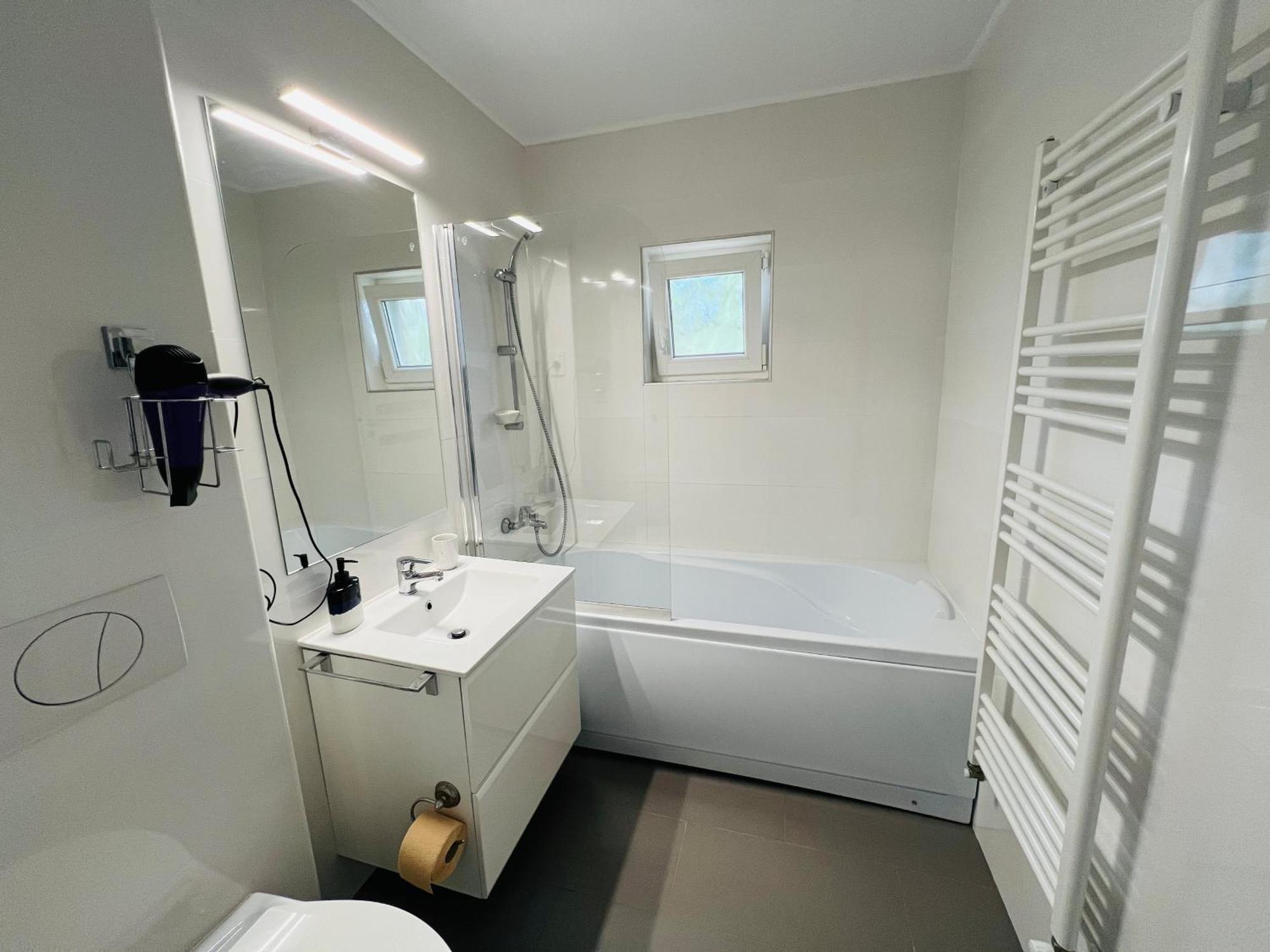 The White Pearl Apartment Oradea Dış mekan fotoğraf