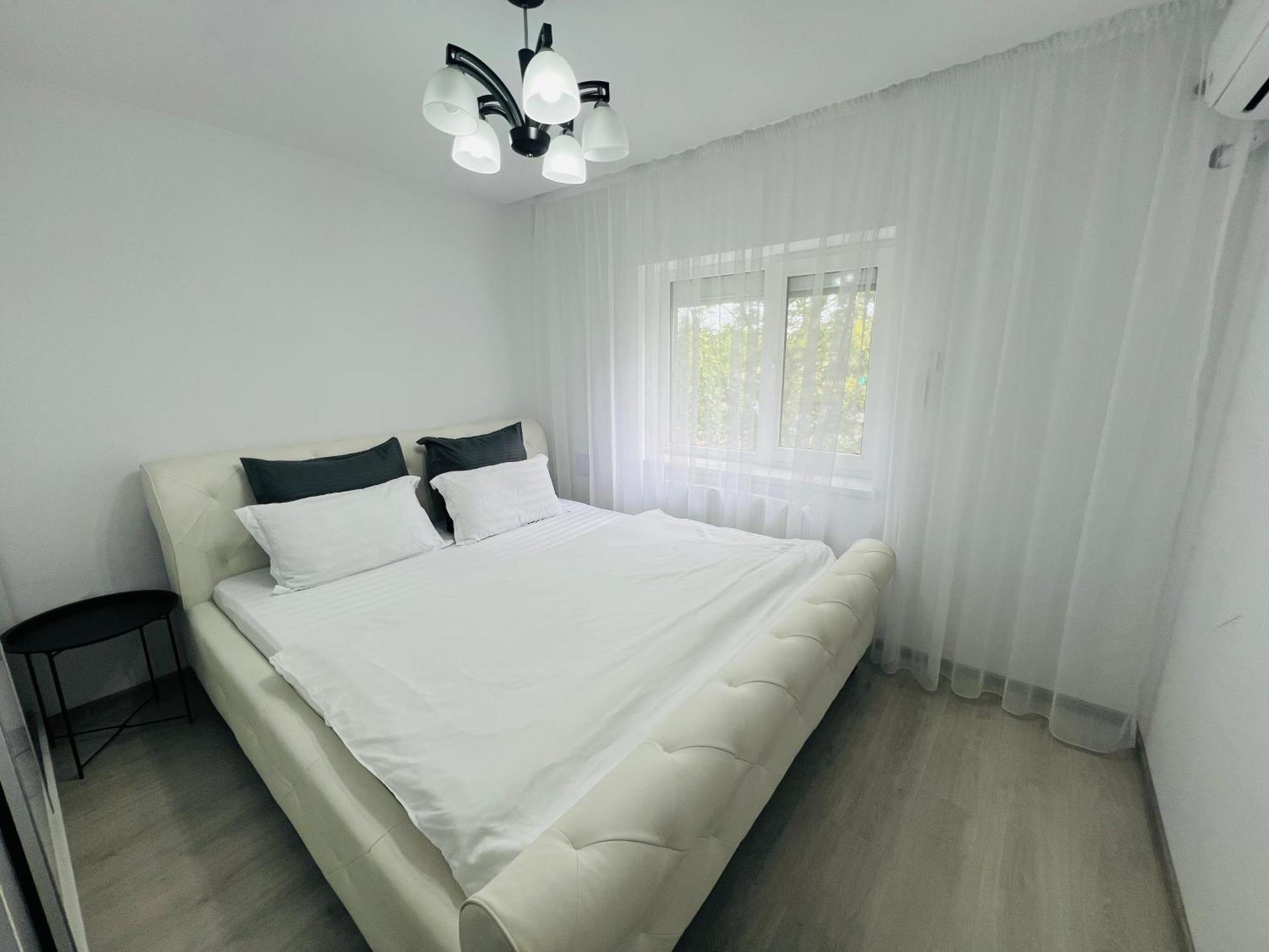 The White Pearl Apartment Oradea Dış mekan fotoğraf